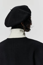 Load image into Gallery viewer, ADNYM Beret 242 Black
