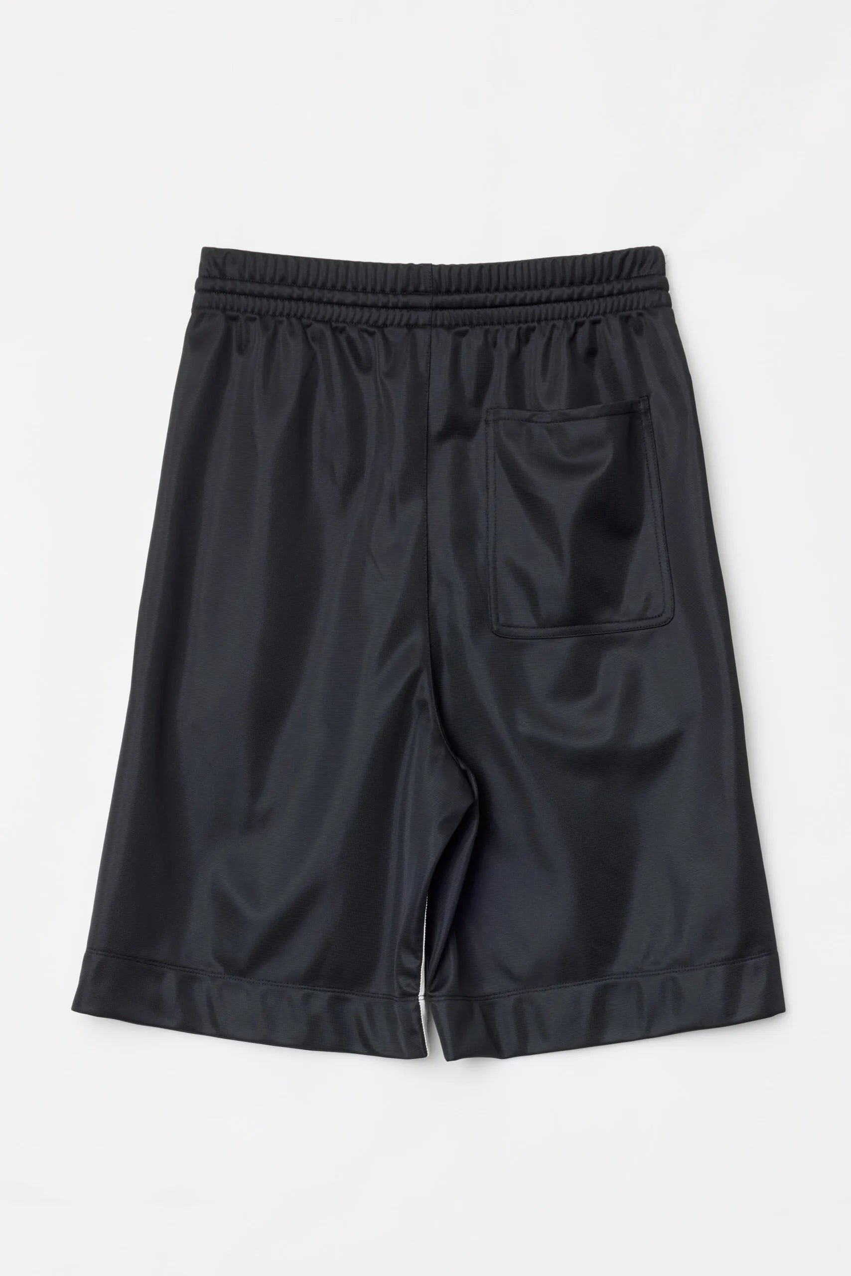 ADNYM Laki Shorts Black