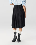 Load image into Gallery viewer, ADNYM Pinstriped Lach Kilt Black
