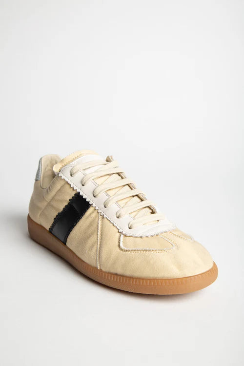 Maison Margiela Replica Sneakers In Black And Vintage Yellow