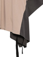 Load image into Gallery viewer, MM6 Maison Margiela T-Shirt With Color Blocking And Bow Detail
