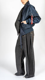 Load image into Gallery viewer, Lutz Huelle &#39;Match&#39; Bomber Navy
