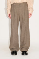 Load image into Gallery viewer, HOPE Loose Fit Trousers In Wavy Beige Twill
