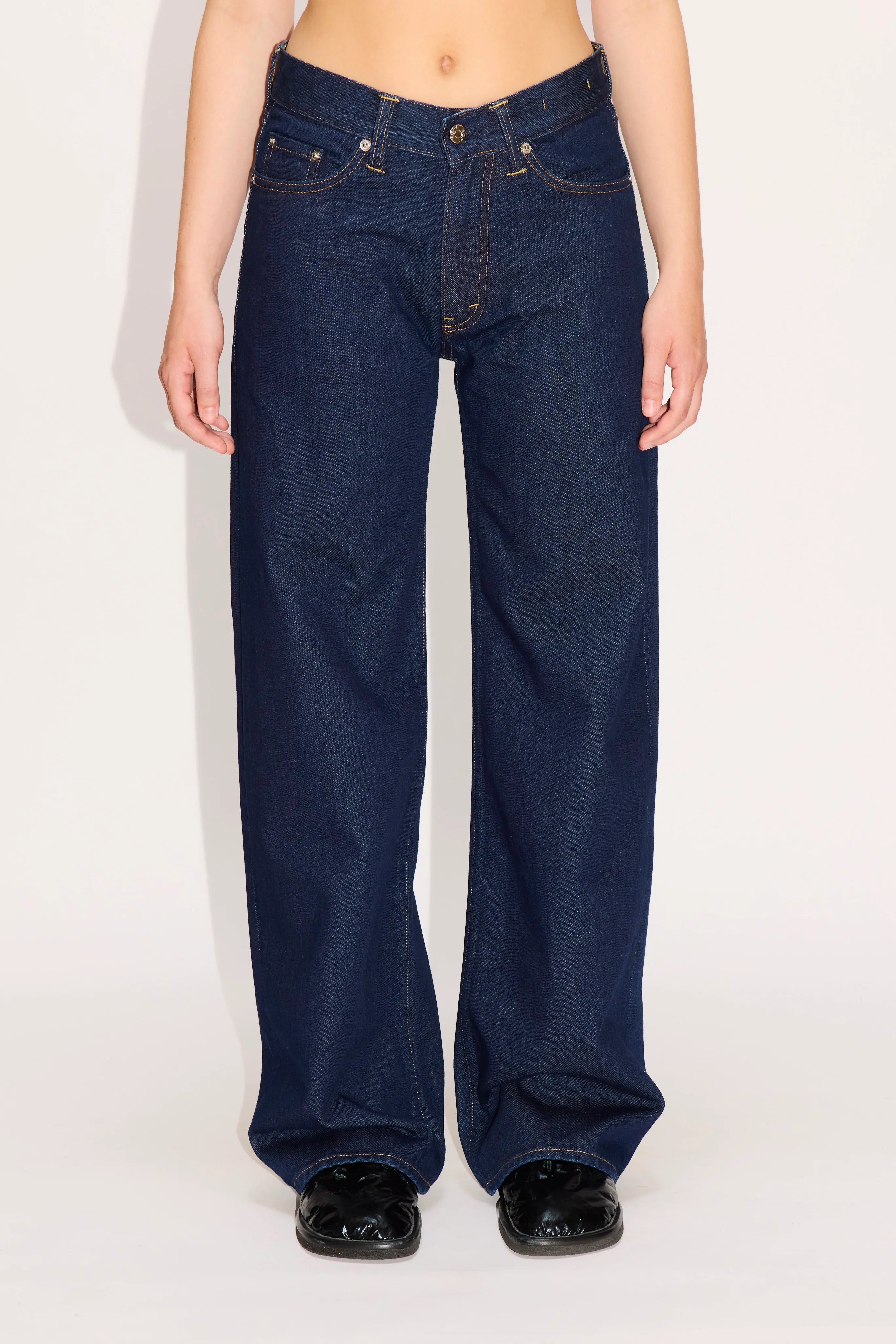 HOPE 'Shake' Low-Waist Wide-Leg Jeans Rinsed Indigo