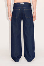 Load image into Gallery viewer, HOPE &#39;Shake&#39; Low-Waist Wide-Leg Jeans Rinsed Indigo
