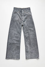 Load image into Gallery viewer, HOPE Wide-Leg Skid Jeans In Grey Flock
