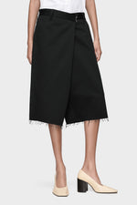 Load image into Gallery viewer, MM6 Maison Margiela Wrap Shorts Black
