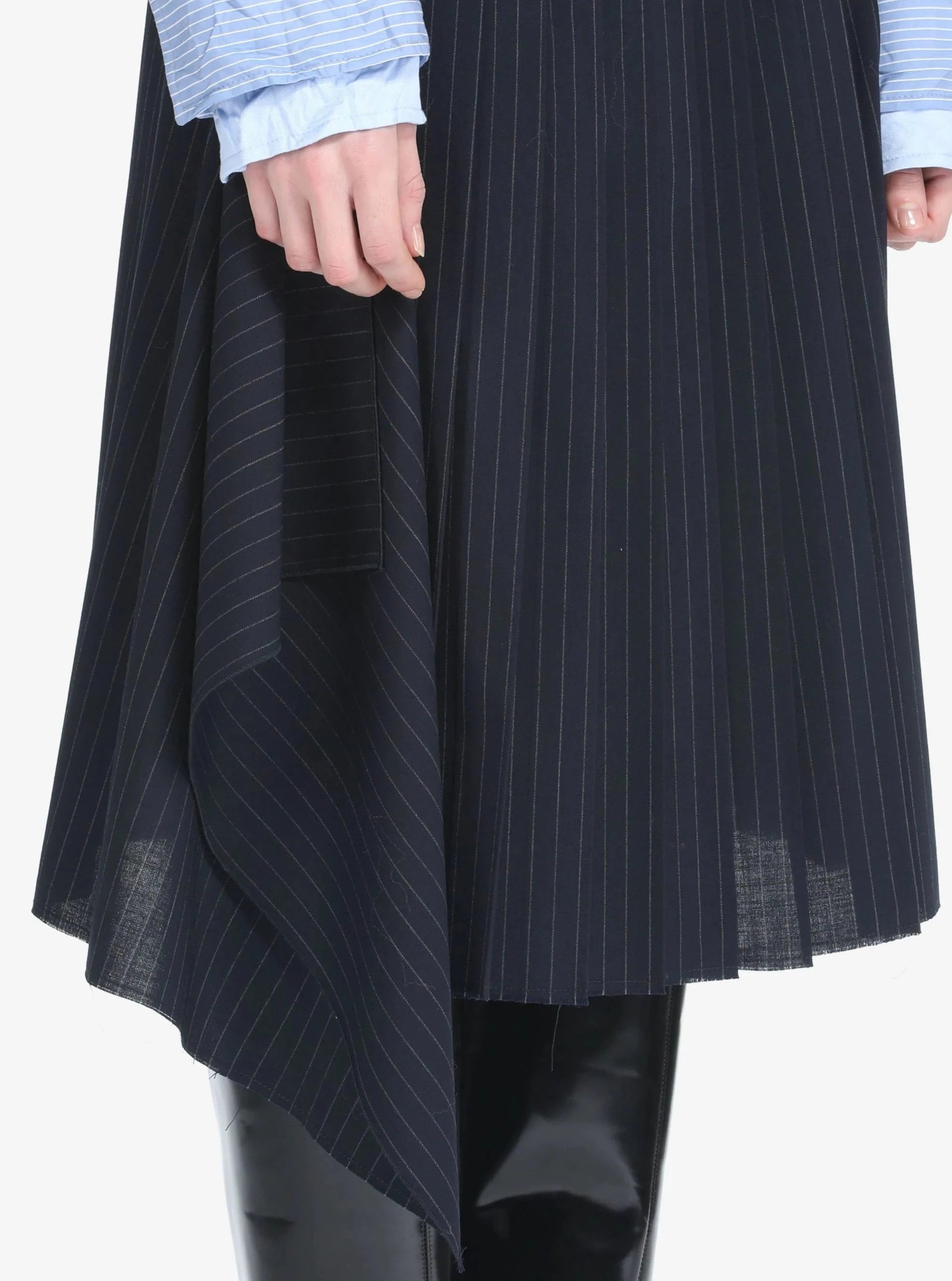 Nº21 Pinstripe Pleated Skirt